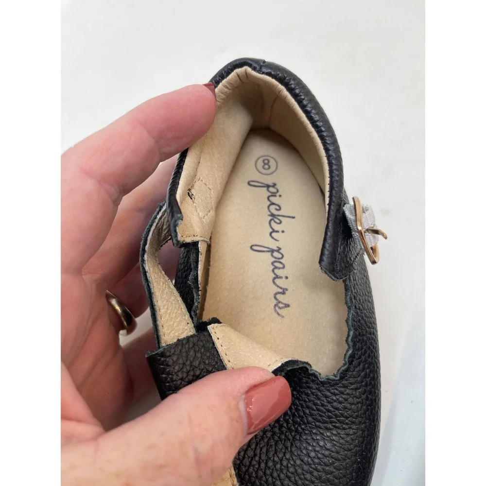 Picki Pair T-Strap Shoes Kids Size 8‎ Black Excellent Scalloped Leather Flats